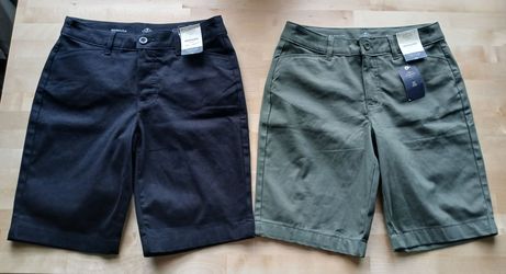 NEW..Woman's size 6 Bermuda SHORTS *$15 EACH