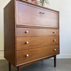Dresser By Kipp Stewart & MacDougall For Drexel Declaration