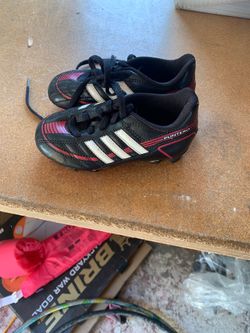 Adidas Cleats size 9