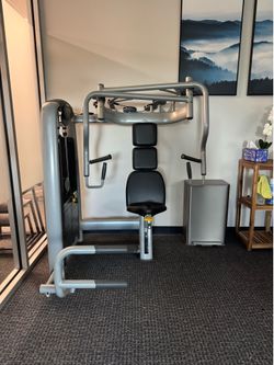 Chest Press and Lat Pull Machines