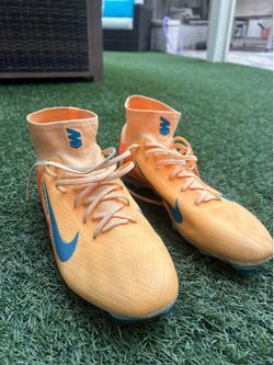 Nike Soccer Clears Size 10