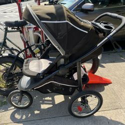 Graco FastAction Fold Jogger Stroller
