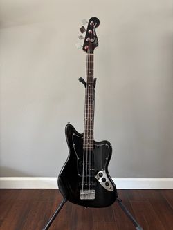 Fender Squier Jaguar Shortscale Bass