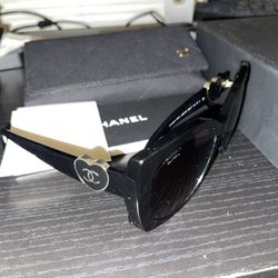 Chanel SQUARE SUNGLASSES