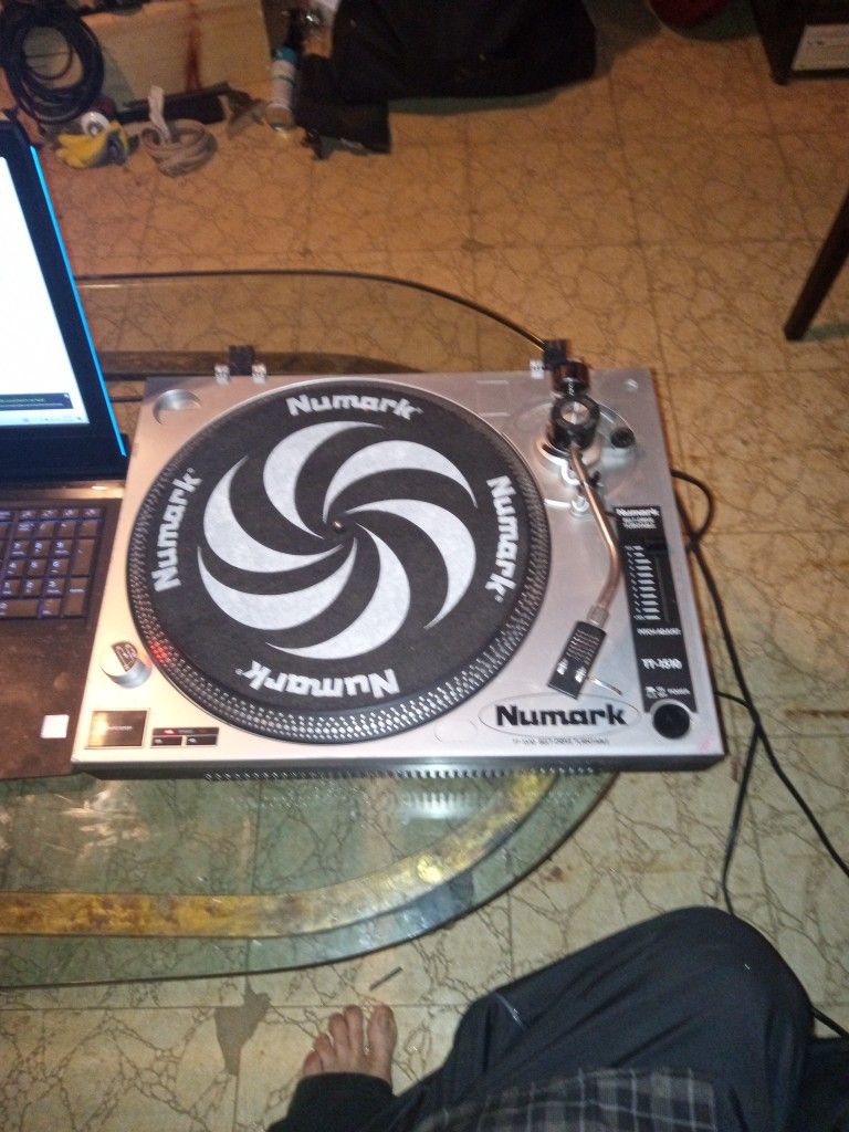 Numark TT-1510