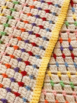 Vintage Crochet Baby Blanket 28” x 28”