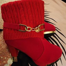 Gold And RED ANKLE BOOTS 