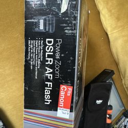 Vivitar DSLR Flash For cannon 