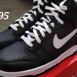 Nike Dunk Size 5.5Y 