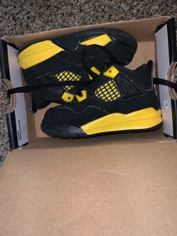 Air Jordan 4 Thunder Toddler Sneakers 7C