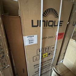 Unique Appliances - Classic Retro 11 cu.ft. Top Freezer Refrigerator - Marshmallow White 