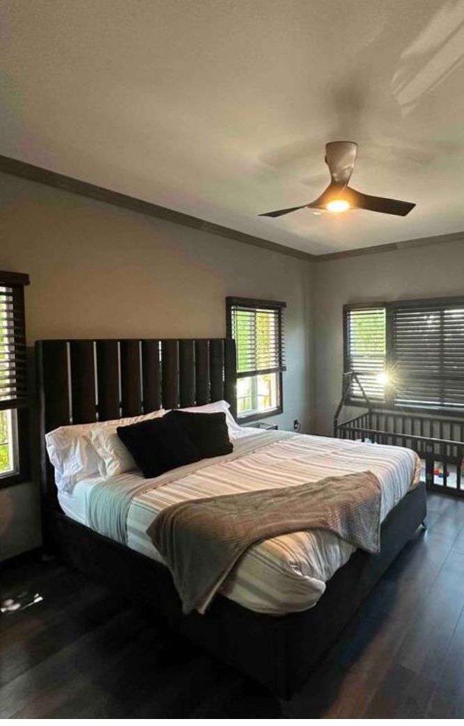 KING SIZE BED FRAME