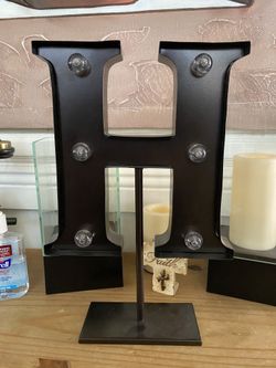 Letter “H” light up decor