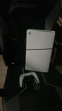 ps5 slim with controller