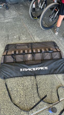 Racedface tailgate pad
