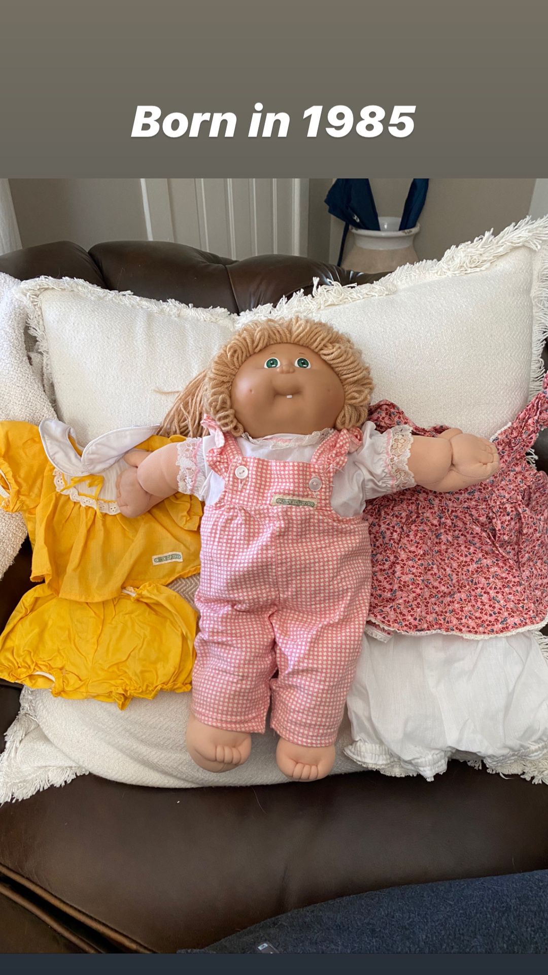 Vintage 1985 Cabbage Patch Doll + 2 outfits