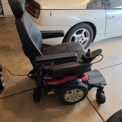 Jazzy 600es electric wheelchair