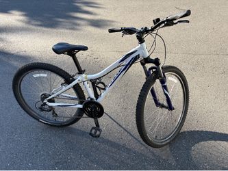 Specialized Myka 26” Mountain Bike