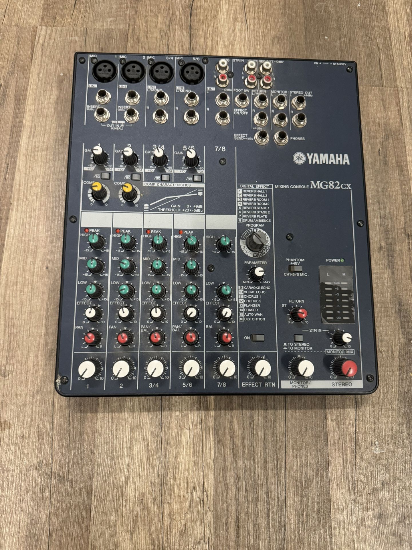 Yamaha MG82CX MIXER   100% Like New Includes Box 