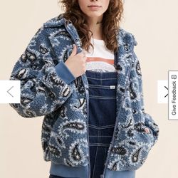 US size 6-8 Urban Outfitters New Fleece Jacket