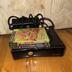 Microsoft Xbox 360 Bundle (No Controller)