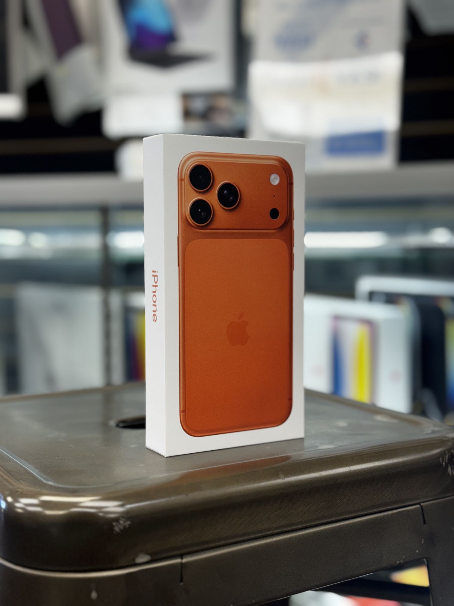 iPhone 17 Pro Max (Factory Unlocked)