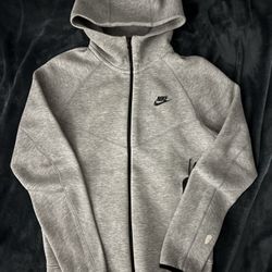 Gray Nike Tech Zip Up Size Small