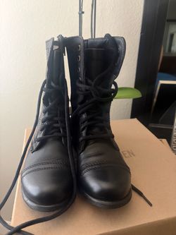 Steve Madden Troop Boots