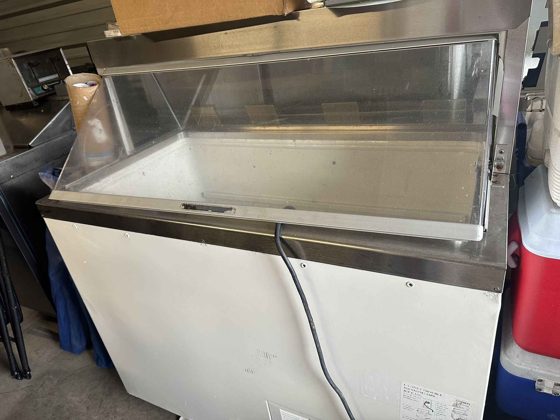 Ice Cream Dipping Cabinet