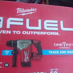 Milwaukee M18 1-1/8 SDS Plus Rotary Hammer W/ One Key