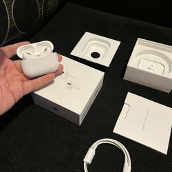 Apple Airpod Pros 2 Gen