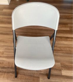 COSCO Folding Chair – Like New, Heavy Duty Steel Frame