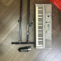 Yamaha Keyboard With Stand And Foot Pedal