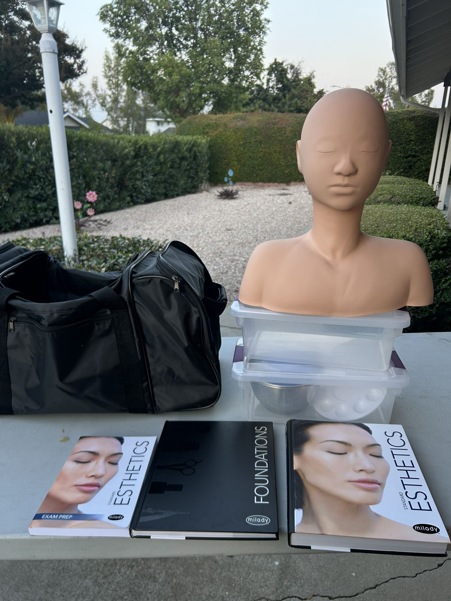 Beauty School Kit With Textbooks In Great Condition