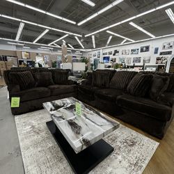 Aylesworth Sofa & Loveseat — Chocolate Corduroy