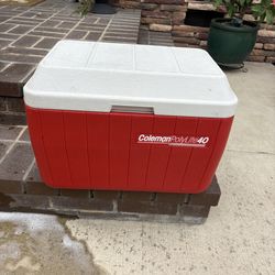 Coleman 40 quarts ice chest