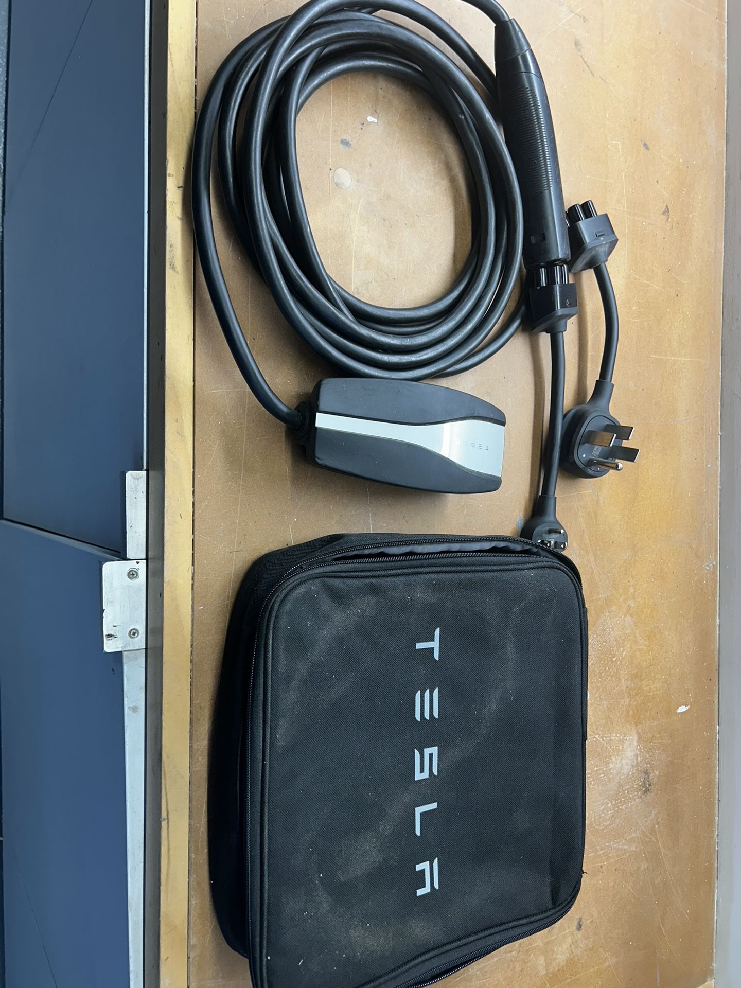 Tesla Charger Gen 2