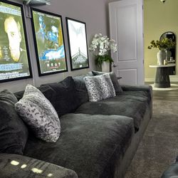 LUXURY MOVIE THEATER COUCH 