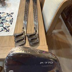 BRAND NEW In the Wrapper Taylormade P770 Blacked-Out Iron Set 4-PW 