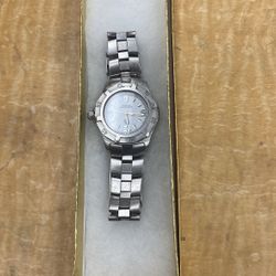 TAG HEUER