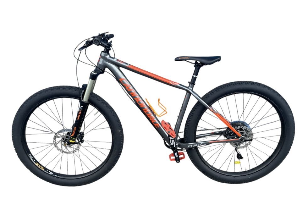 π₯ 2015 Cannondale Beast of the East β 27.5+ Medium Hardtail β $1,100 OBO (Little Ferry, NJ)
