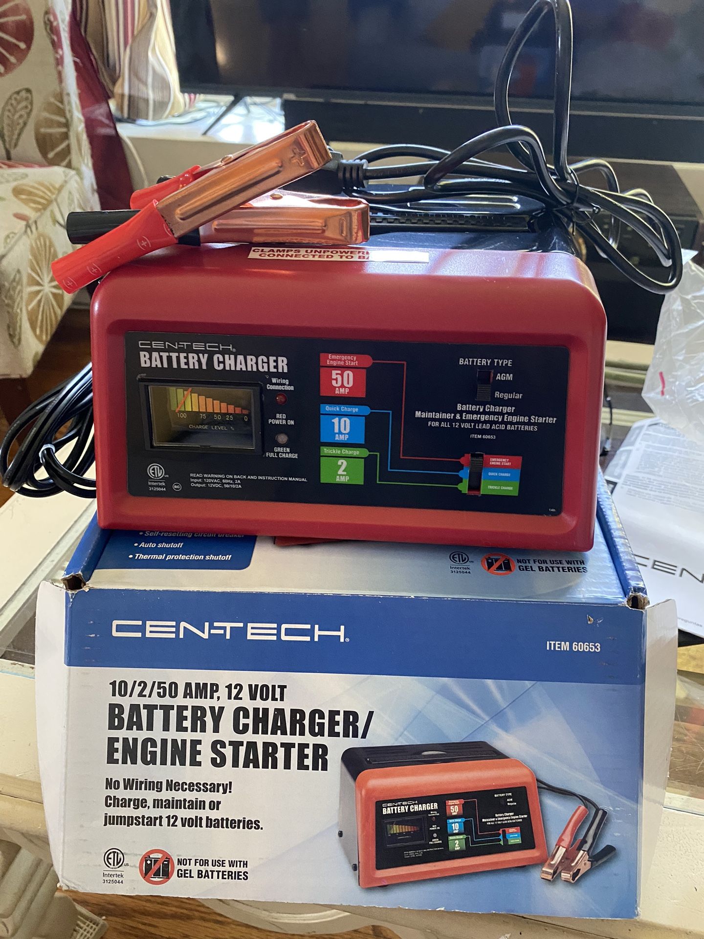 Cen Tech Battery Charger/ Engine Starter for Sale in Phillips Ranch