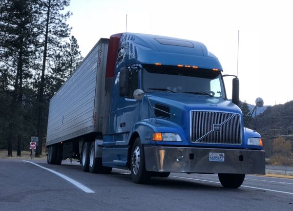 Volvo vnl 660