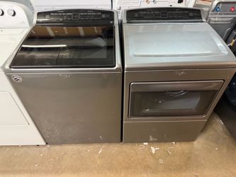 Whirlpool Washer and Dryer Set