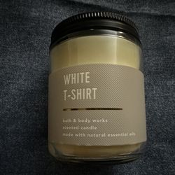 Bath & Body Works White T-Shirt Scented Candle 7 Onz  Jar