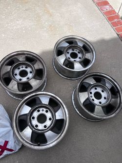 Set of 4 Chevy Tahoe OEM Alloy Rims / Wheels — 6 Lug