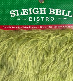 CHRISTMAS GRINCH RUNNER 