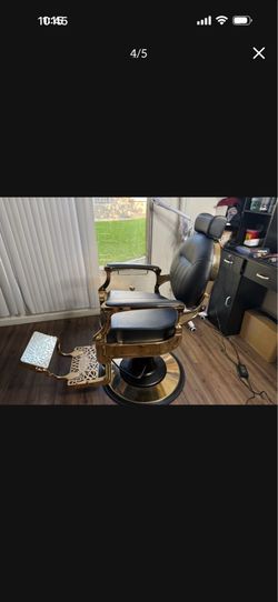 Barber chair