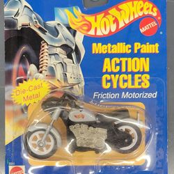 HotWheels 1994 Action Cycles Die-cast Metal

1994 HOTWHEELS Action Cycle pull back Friction 