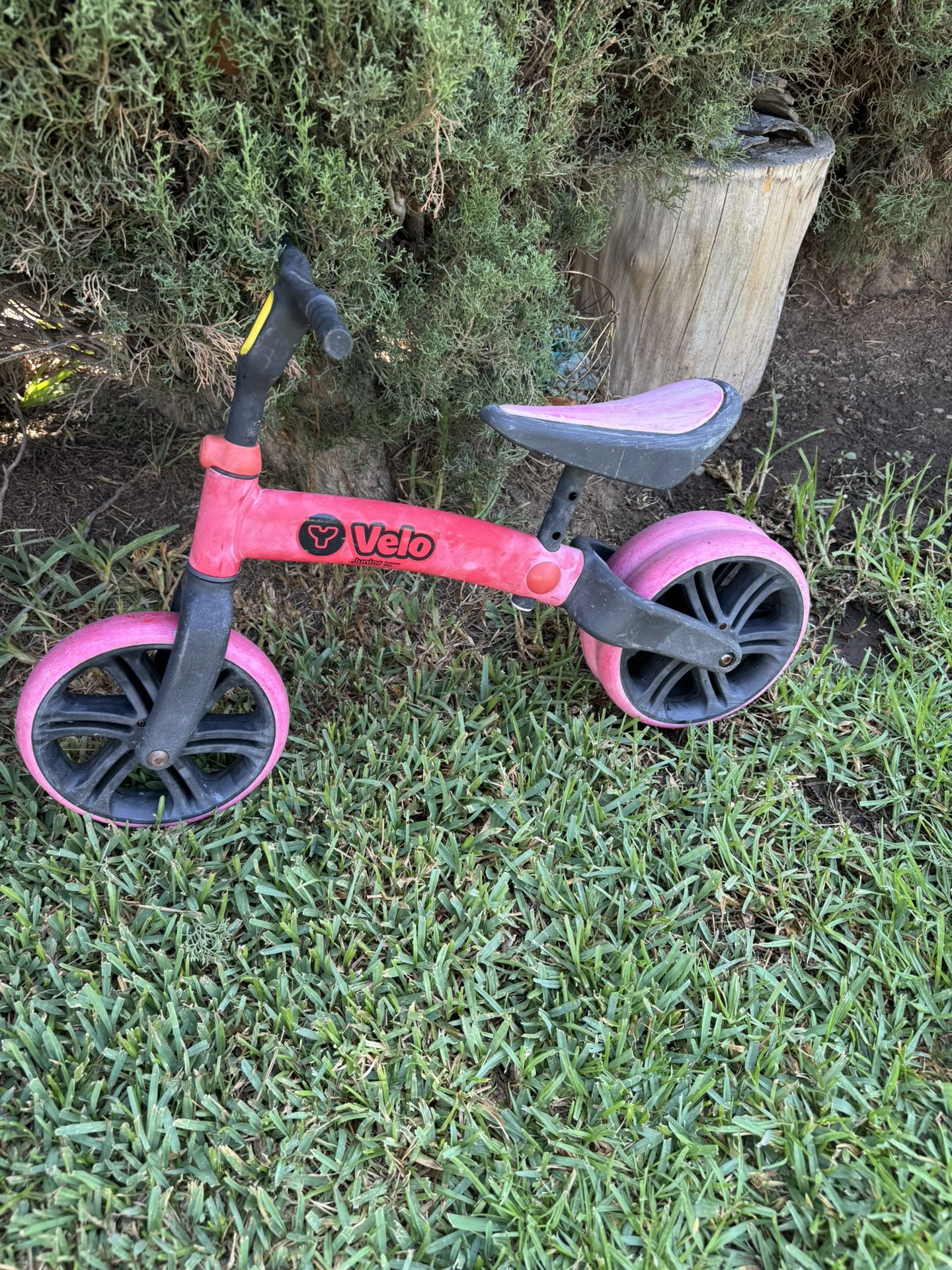 Yvolution Velo Toddler Balance Bike 9'' Wheel (Pink) Girls, 18 Months to 3 Years Old